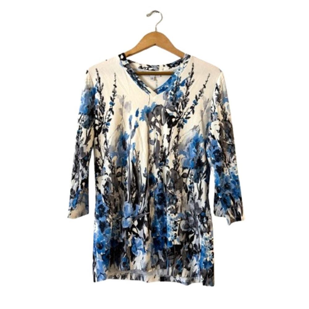 NorthStyle Women's 3/4 Sleeve‎ Floral Bouse Top M Blue V-Neck Watercolor Relaxed